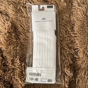 Alo Yoga scrunch socks